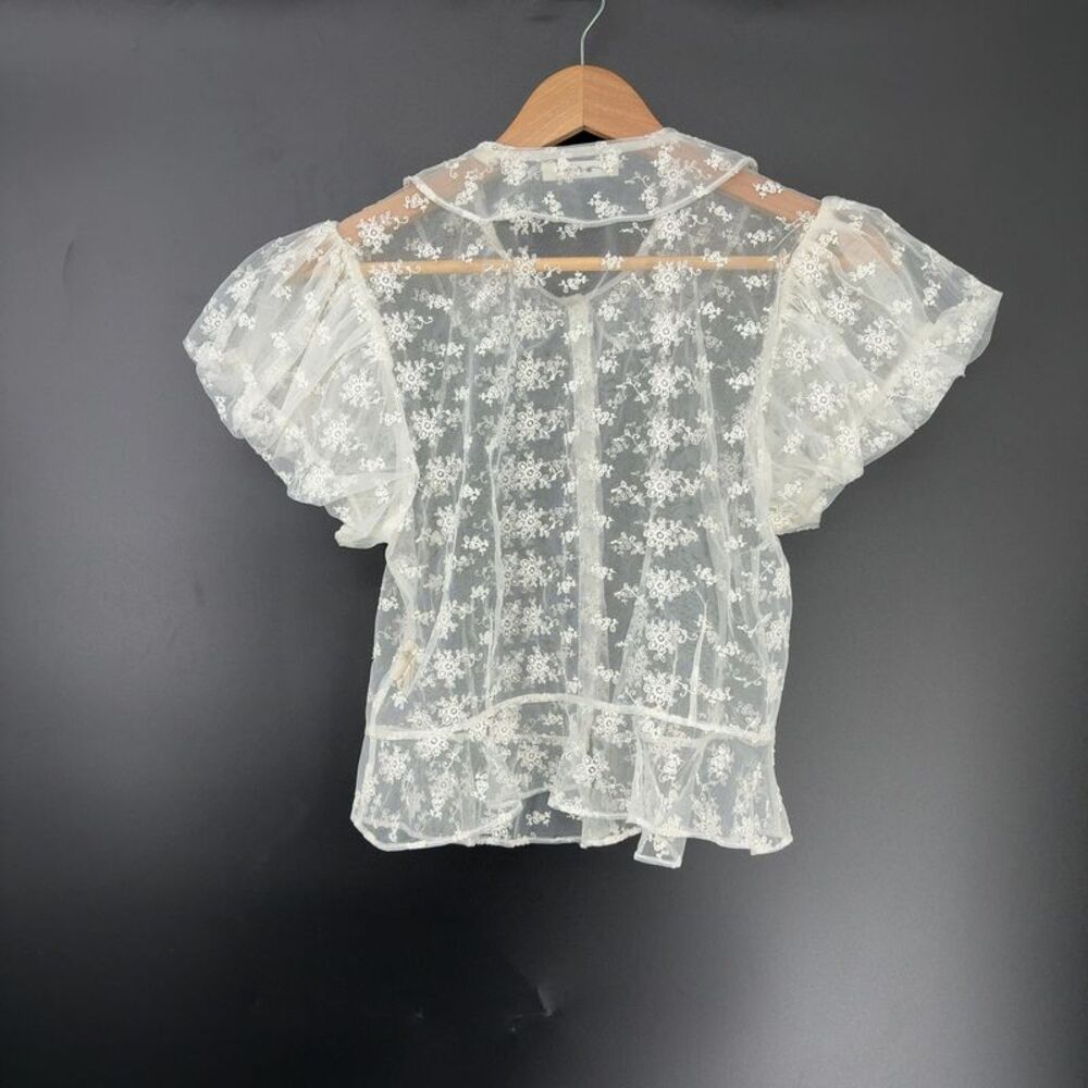 Doen Ivory Sheer Floral Lace Puff Sleeve Blouse - Picture 2 of 3